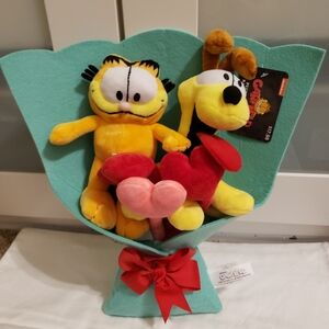 Garfield and Odie Plush Bouquet